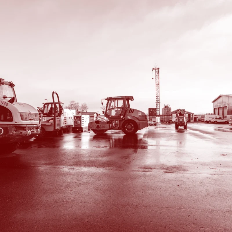 Bild på olika maskiner på vår maskinuthyrning